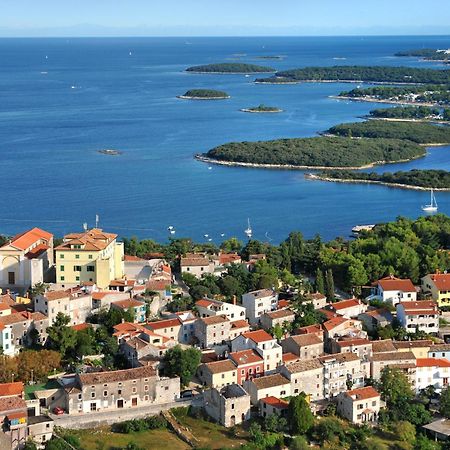 Camping Resort Tina Vrsar Bagian luar foto