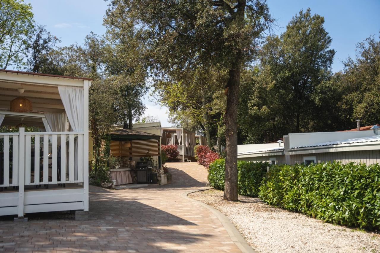 Camping Resort Tina Vrsar Bagian luar foto