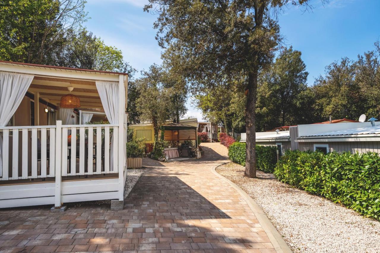 Camping Resort Tina Vrsar Bagian luar foto