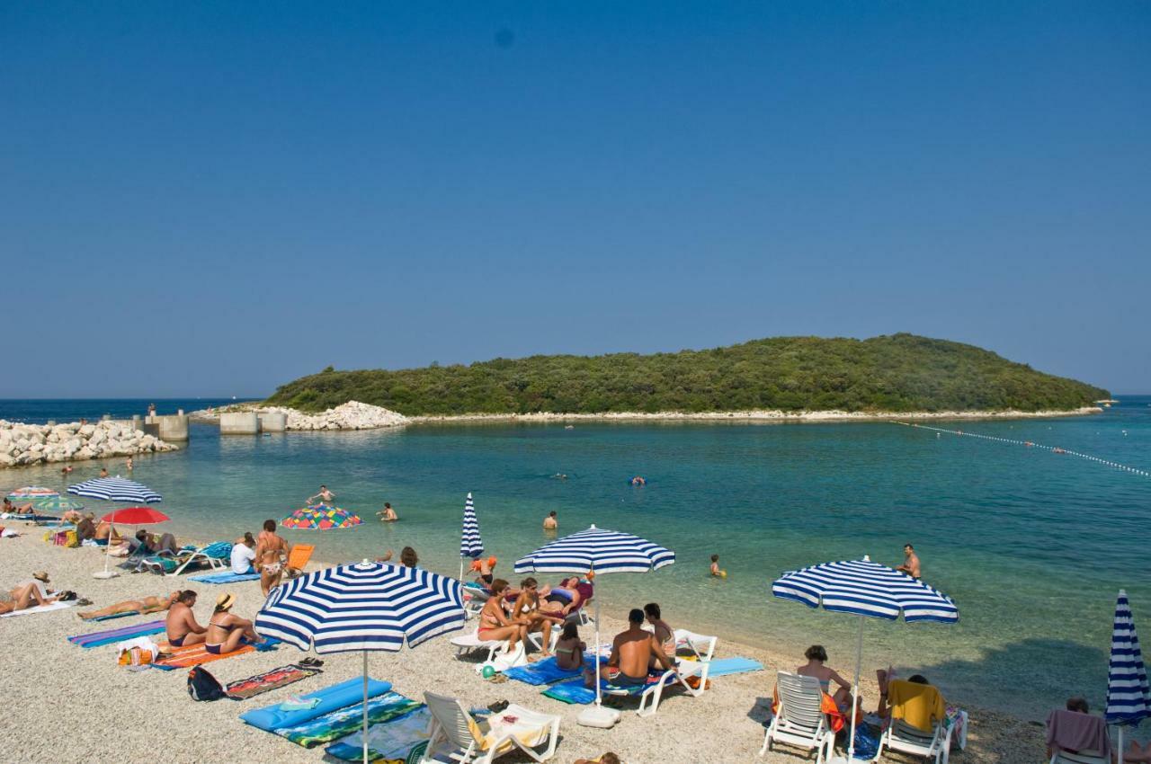 Camping Resort Tina Vrsar Bagian luar foto
